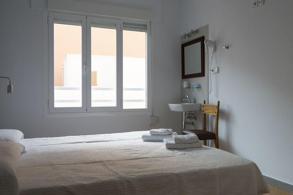 Hostal Ripoll Ibiza Exterior photo