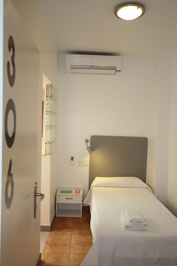 Hostal Ripoll Ibiza Exterior photo